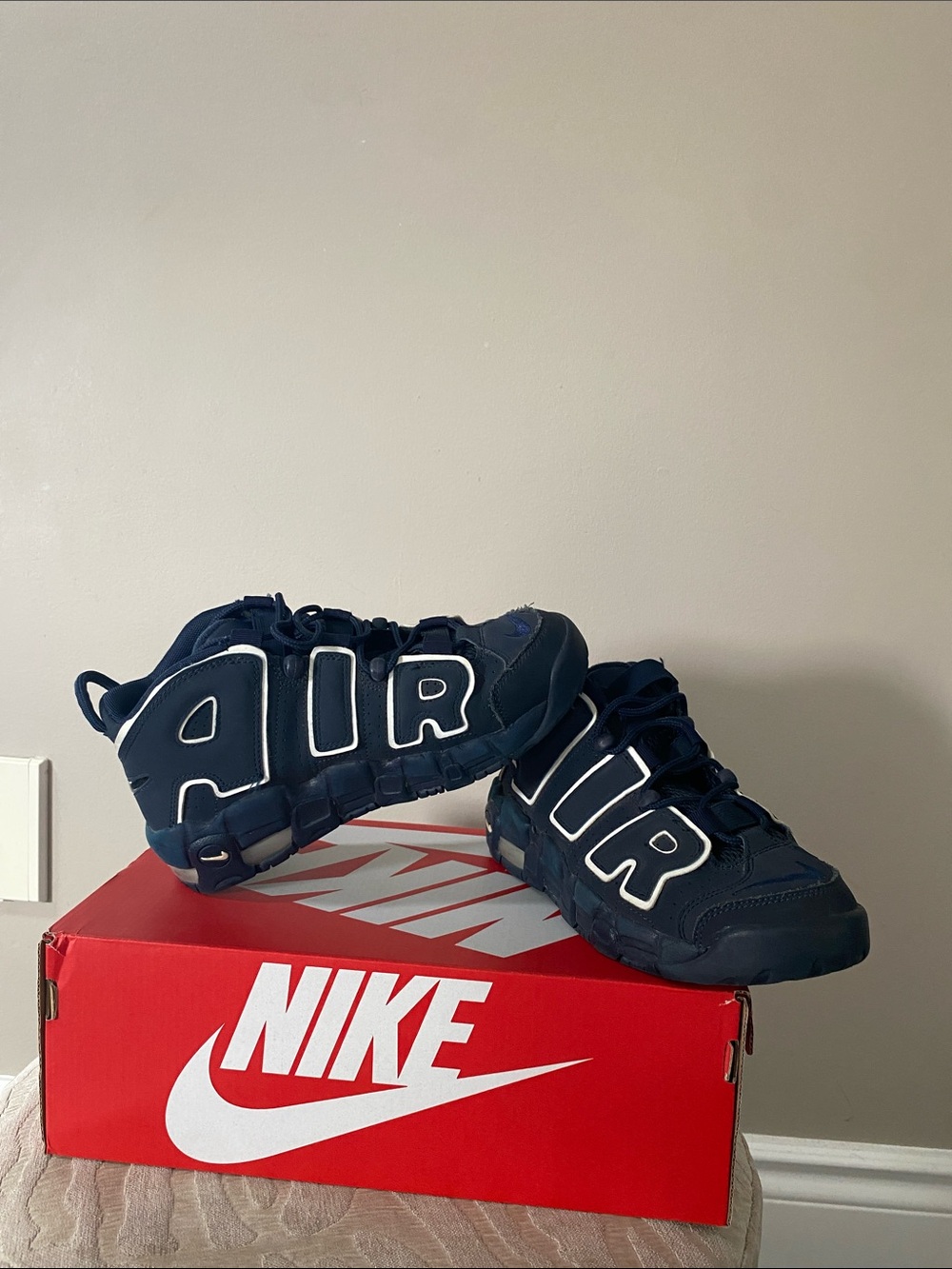 Nike Air More Uptempo kids Navy blue AIR Lettering Sneakers size 5.5 youth
